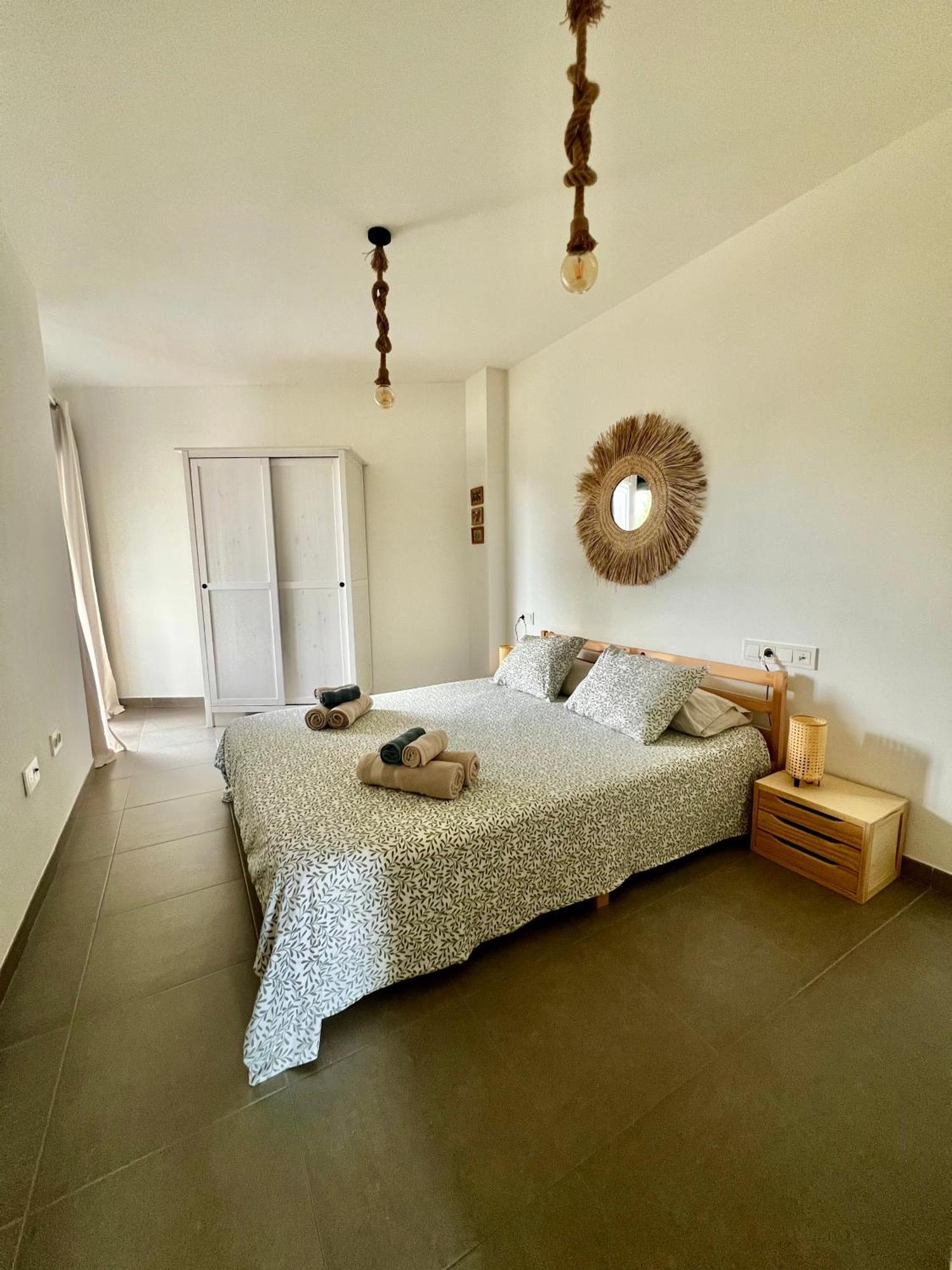 Apartamento En La Playa Calafat Exterior foto